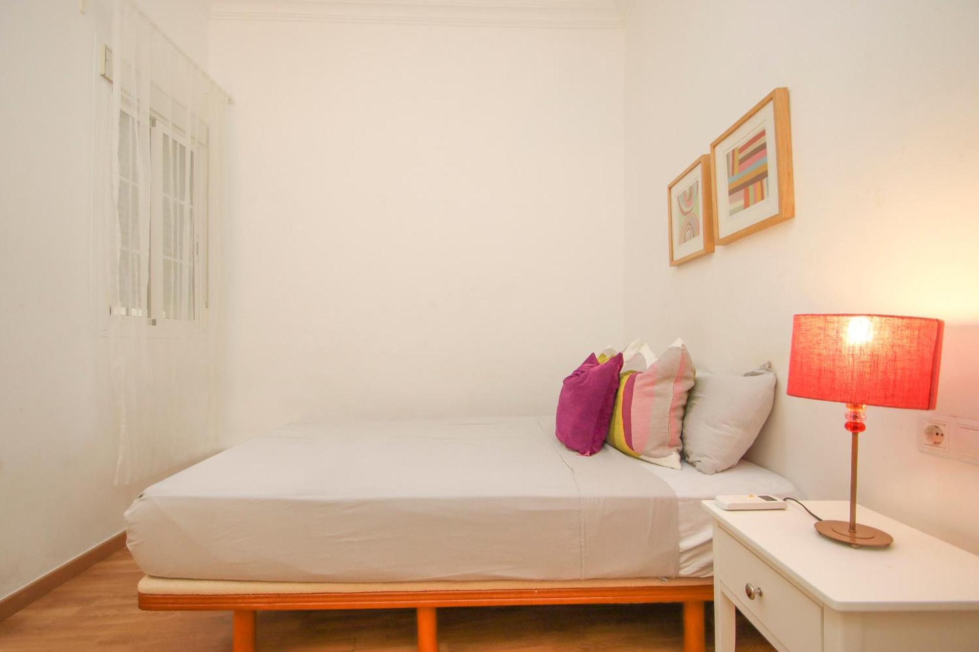 Lovely Apartment In The Old Town Of Севиля Екстериор снимка